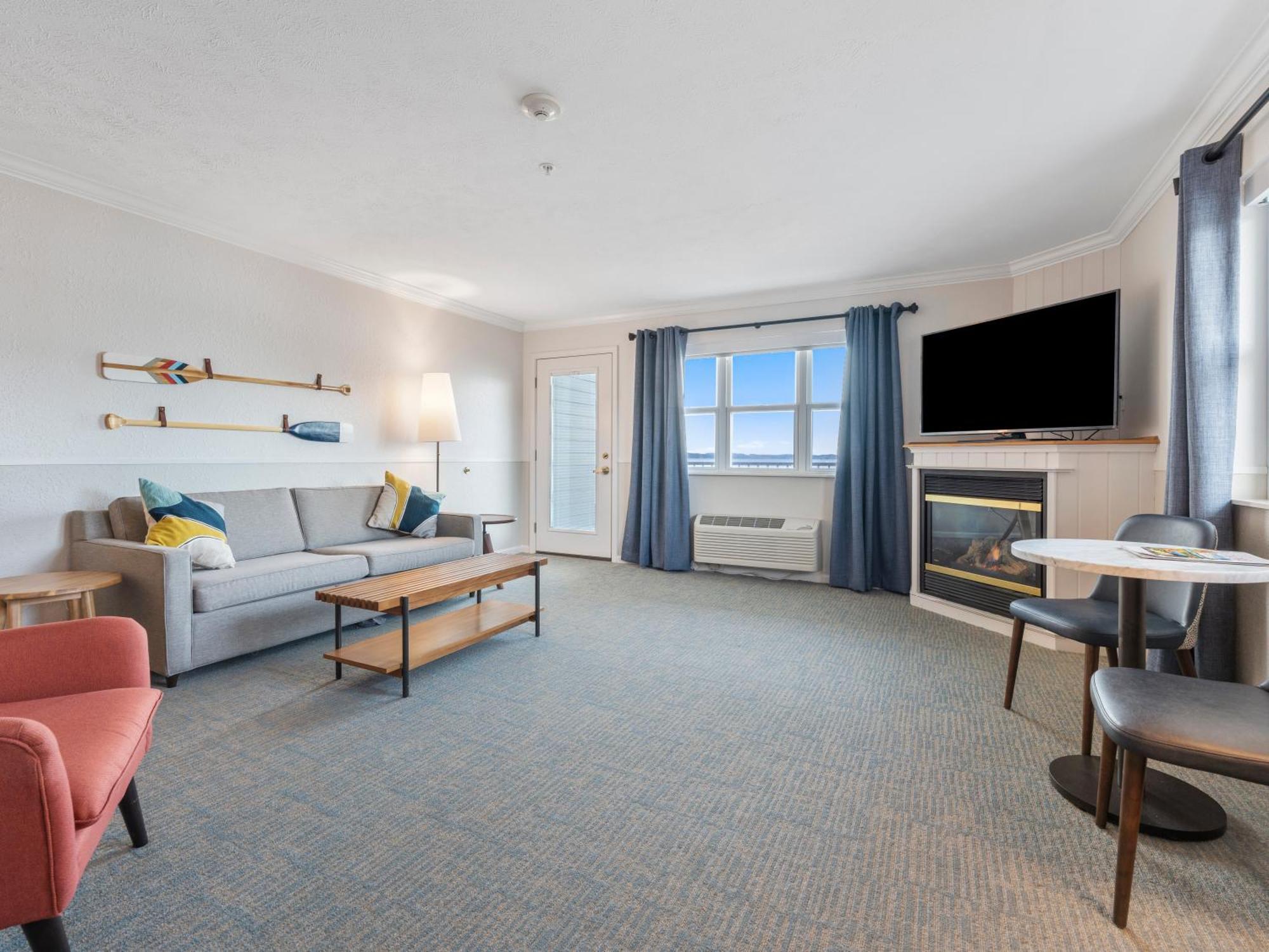 Cherry Tree Inn & Suites Traverse City Eksteriør billede